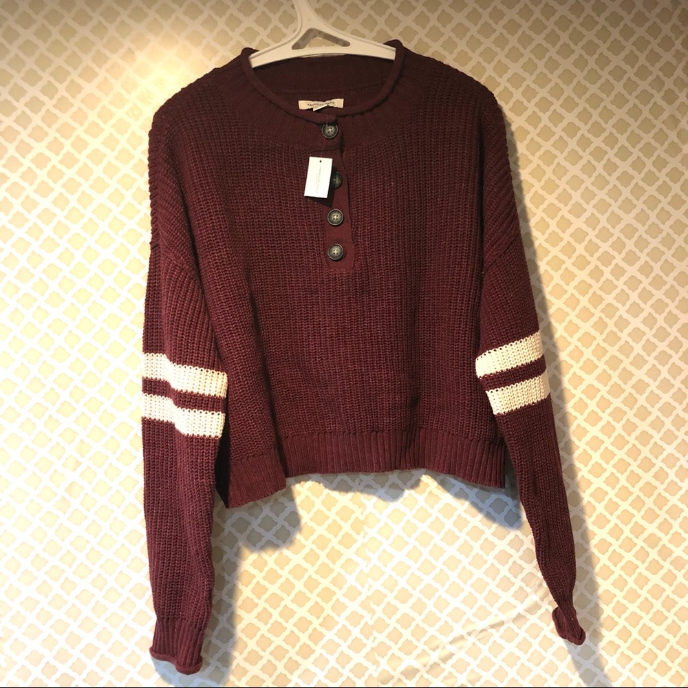 American Eagle Outfitters Crop Sweater. S